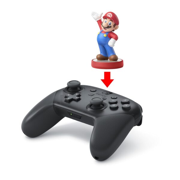 Nintendo Switch Pro Controller - Image 4